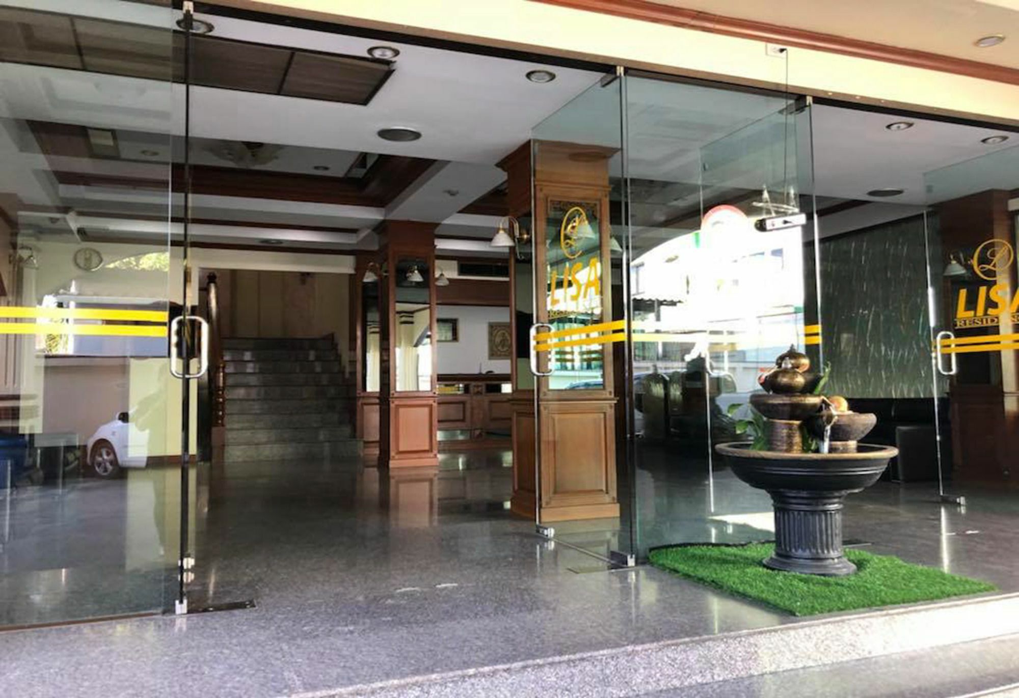 Hotel Lisa Chiang Mai Exterior foto